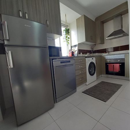Friendly Peniche Apartment Exterior foto