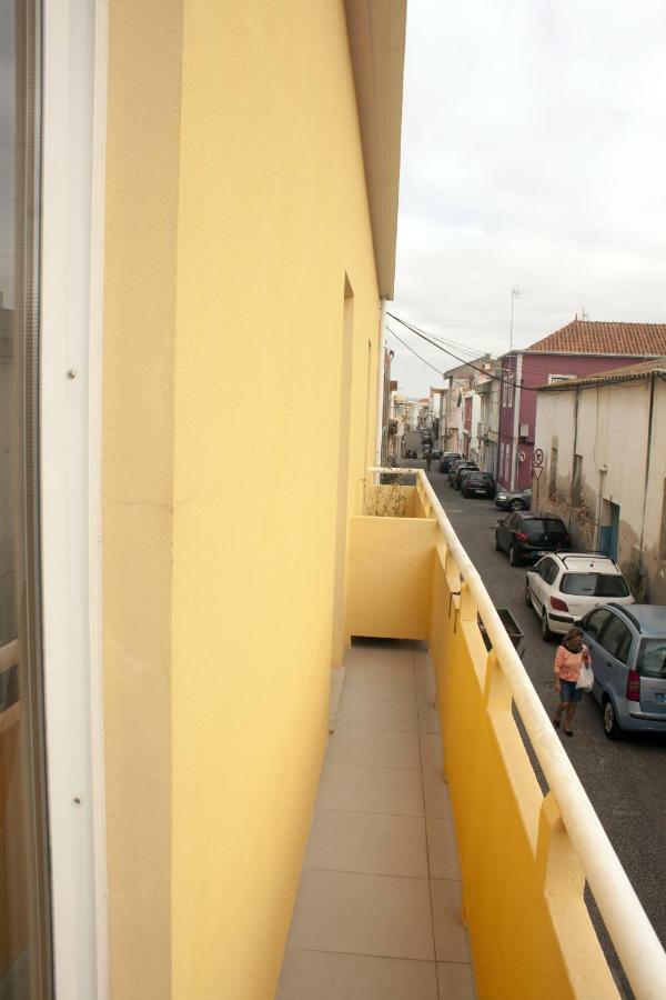 Friendly Peniche Apartment Exterior foto